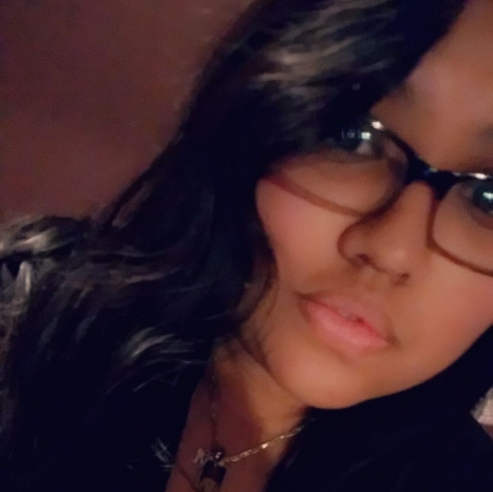 Meet your Posher, Jisela